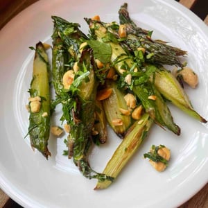 Green Asparagus - Darling Restaurant - 769747