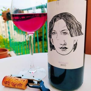Gut Oggau (rosé) - Gut Oggau - stephanie-eduard-tscheppe-eselbock
