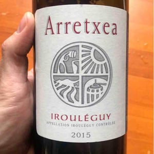 Hegoxuri - Arretxea - therese-michel-iban-theo-riouspeyrous