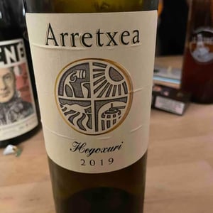 Hegoxuri - Arretxea - therese-michel-iban-theo-riouspeyrous