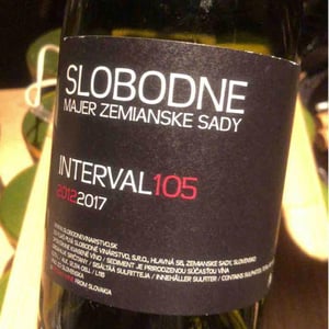 Interval 105 - Slobodné Vinárstvo - Majer Zemianske Sady - Michal Kuropka, Agnes Lovecká, Katarína Kuropková 