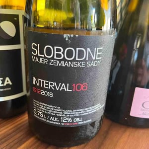 Interval 106 - Slobodné Vinárstvo - Majer Zemianske Sady - Michal Kuropka, Agnes Lovecká, Katarína Kuropková 