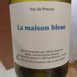 La maison bleue - Bouteilles russes - Cedric Bernard et Roxane Rigault -2022