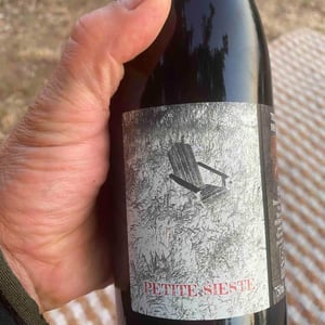 La Petite Sieste (Rouge) - Pierre et Sira - pierre-sira-lalfert