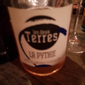 La Pythie - Les Deux Terres - vincent-fargier-emmanuel-cunin
