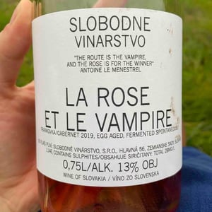 La Rose Et Le Vampire - Slobodné Vinárstvo - Majer Zemianske Sady - michal-kuropka-agnes-lovecka-katarina-kuropkova
