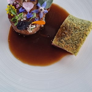 L’Agneau Des Paluds De Trévignon Aux Herbettes Du Jardin,  Jus Corsé Au Thym - Ar Men Du - 802149