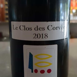 Le Clos des Corvées - Domaine Prieuré Roch - henry-frederic-roch-yannick-champ