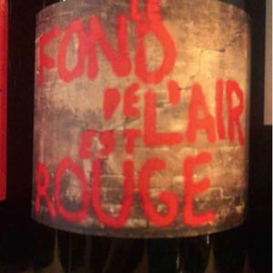 Les Foulards Rouges - Jean-Francois Nicq - Le Fond De L'air Est Rouge