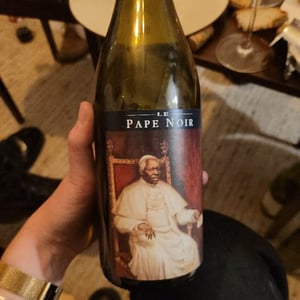 Le Pape Noir - Les Vignerons d'Estézargues - les-vignerons-destezargues