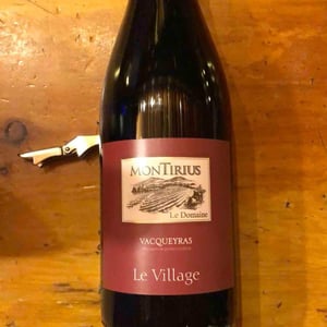 Le Village - Domaine Montirius - justine-manon-christine-eric-saurel -2015