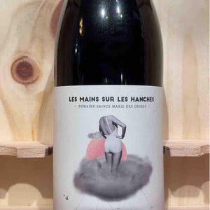 Les Mains Sur Les Hanches - Sainte Marie des Crozes - Bernard & Christelle Alias 
