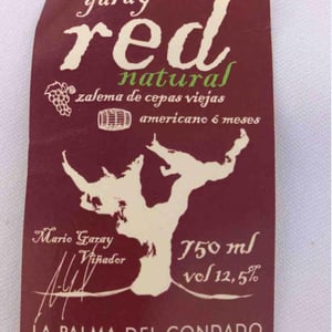 Luz - Bodegas Garay - Mario Garay & Ana González 