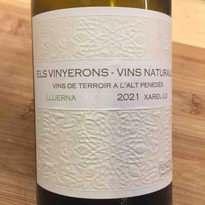 Lluerna - Els Vinyerons / Sin Project - amos-baneres-merinero-alex-ruiz-masachs