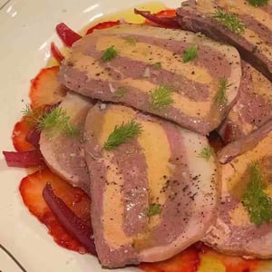 Magret De Pato Con Foie, Fresas Y Cebolla Encurtida. - Arenales - 370631