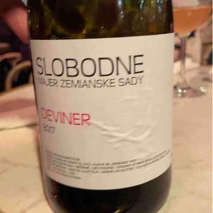 Majer - Slobodné Vinárstvo - Majer Zemianske Sady - Michal Kuropka, Agnes Lovecká, Katarína Kuropková 