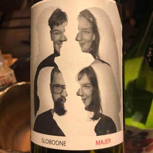Majer - Slobodné Vinárstvo - Majer Zemianske Sady - Michal Kuropka, Agnes Lovecká, Katarína Kuropková 