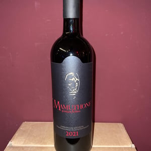 Mamuthone - Cantina Giuseppe Sedilesu - Antonietta, Francesco & Salvatore Sedilesu 