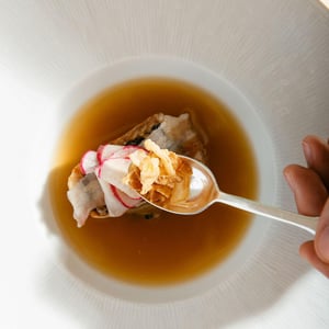 Maquereau, Lard Maison, Bouillon Corsé Et Radis - Auberge Frankenbourg - 682335