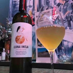 Lluna i Mitja - Celler Pinyolet Vinyaters - Josep Piñol 