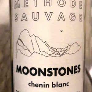 Moonstones - Methode Sauvage - Iruai - chad-hinds
