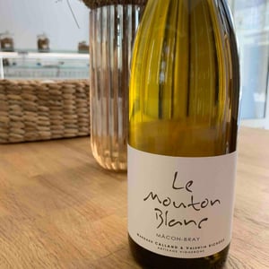 Le Mouton Blanc - Domaine La Vigne Mouton - margaux-calland-valentin-richoux