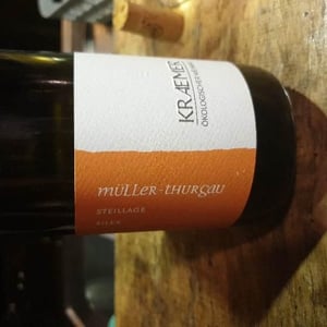 Mueller-thurgau - Ökologischer Land- & Weinbau Krämer - Simone Wege & Stephan Kraemer 