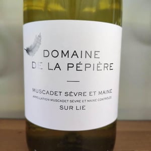 Muscadet Sèvre et Maine sur Lie - Domaine de la Pépière - marc-ollivier-remi-branger-gwenaelle-croix
