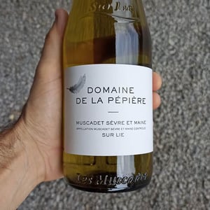 Muscadet Sèvre et Maine sur Lie - Domaine de la Pépière - marc-ollivier-remi-branger-gwenaelle-croix