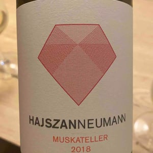 Muskateller - Natural - Weingut Hajszan Neumann - Fritz Wieninger 
