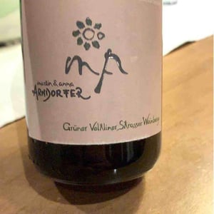 Neuburger Strasser Weinberge - Weingut Martin & Anna Arndorfer - Martin & Anna Arndorfer 
