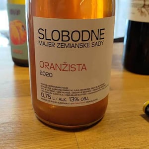 Oranzista - Slobodné Vinárstvo - Majer Zemianske Sady - michal-kuropka-agnes-lovecka-katarina-kuropkova