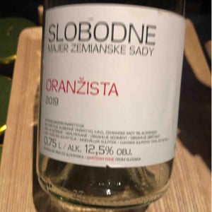 Oranzista - Slobodné Vinárstvo - Majer Zemianske Sady - Michal Kuropka, Agnes Lovecká, Katarína Kuropková 