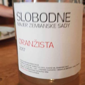 Oranzista - Slobodné Vinárstvo - Majer Zemianske Sady - michal-kuropka-agnes-lovecka-katarina-kuropkova