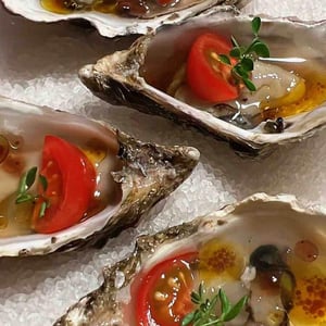 Oysters Of The Chef - Robijn Wine - 563648