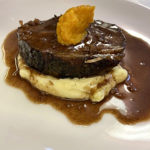 Paleron De Bœuf, Sauce Au Vin Rouge - Les Brigittines - 726581