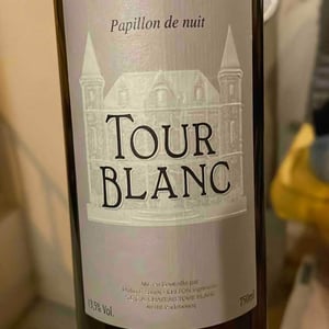 Papillon de nuit - Château Tour Blanc - philip-sandra-kelton