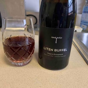 Perfetto Vineyard Pinot Noir - Liten Buffel - zack-klug-patrick-vaughn