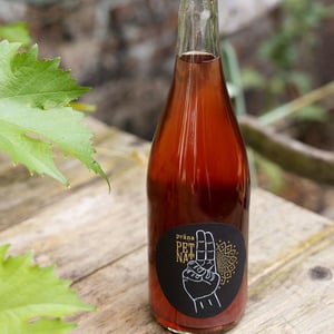 Pet Nat Rosé - Weingut Prāṇa - Cosima Lindenau & Niklas Eisenacher 