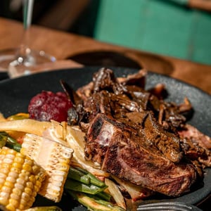 Piece De Veau Du Producteur - Auberge la Marmite - 502378