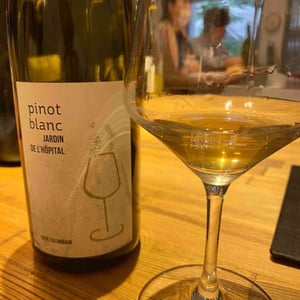 Pinot blanc Jardin de l'Hopital - Lucie Colombain - Eric , Jean & Marie Colombain 