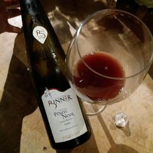 Domaine Christian Binner - Christian Binner et son équipe - Pinot Noir Cuvée Béatrice