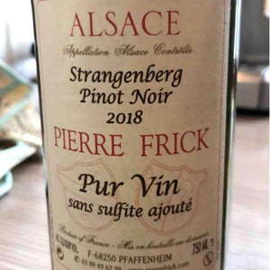 Domaine Pierre Frick - Jean-Pierre, Chantal et Thomas Frick - Strangenberg Pinot Noir