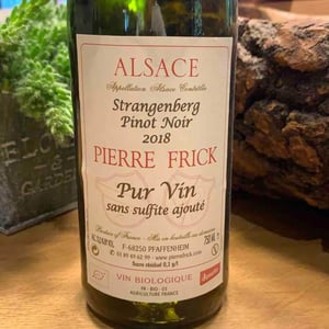 Strangenberg Pinot Noir - Domaine Pierre Frick - Jean-Pierre, Chantal et Thomas Frick -2022