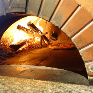 Pizza Margherita - Grotto Valletta - 605134