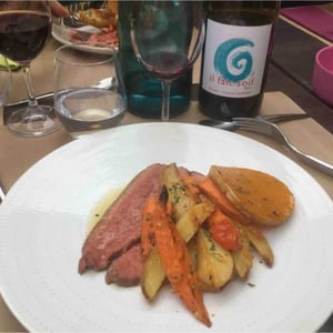Plat...roti de boeuf et legumes de saison - Le Bouche à Oreille
