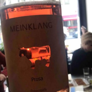 Meinklang - Weingut Michlits - Angela & Werner Michlits - Prosa