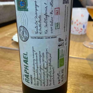 Raphael - Tenuta Ca’ Sciampagne - Leonardo Cossi, Paola Grillo 