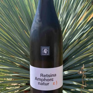 Retsina Amphore Natur - Tetramythos Winery - Τετράμυθος - panos-papayiannopoulos-aristos-spanos-eustatius-spanos