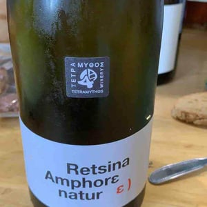 Retsina Amphore Natur - Tetramythos Winery - Τετράμυθος - Panos Papayiannopoulos, Aristos Spanos, Eustatius Spanos 